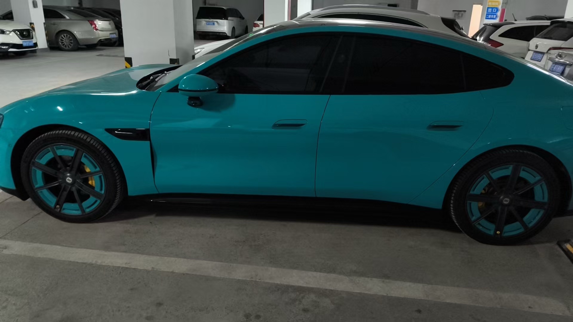 MI SU7 2025 car image #7