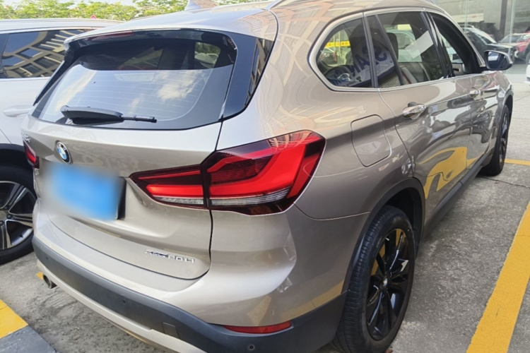 BMW X1 2020 car image #7