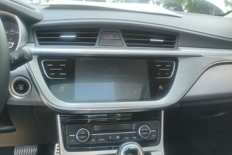 GEELY Emgrand GS 2019 #17 GEELY Emgrand GS 2019 car image #17