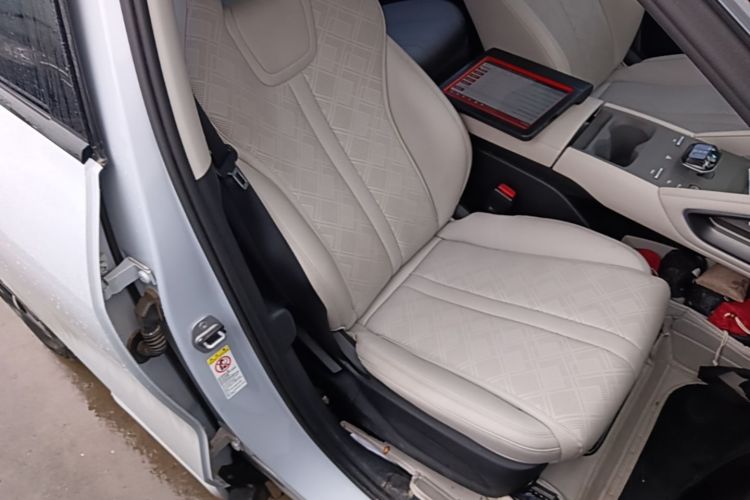BYD YuanUP 2024 car image #24