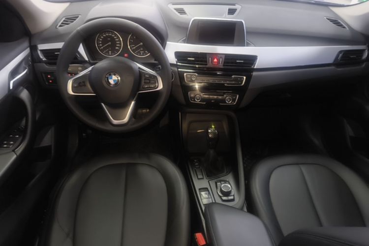 BMW X1 2017 car image #11