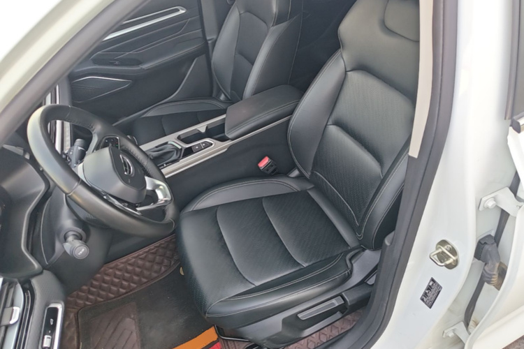 GEELY Emgrand 2023 car image #15
