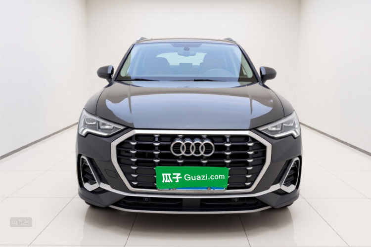 Audi Q3 2021 immagine di auto #3