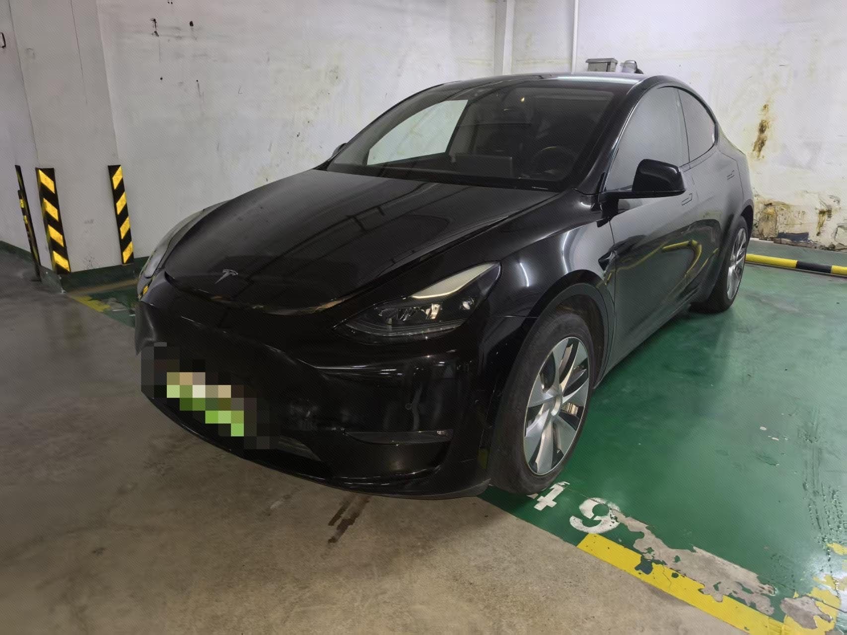 Tesla Model Y 2021 Tesla Model Y 2021 car image