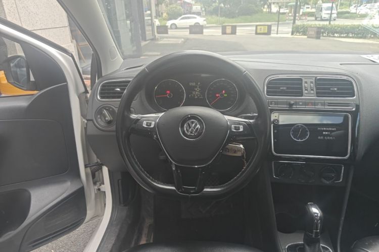 Volkswagen Polo 2019 #11 Volkswagen Polo 2019 car image #11