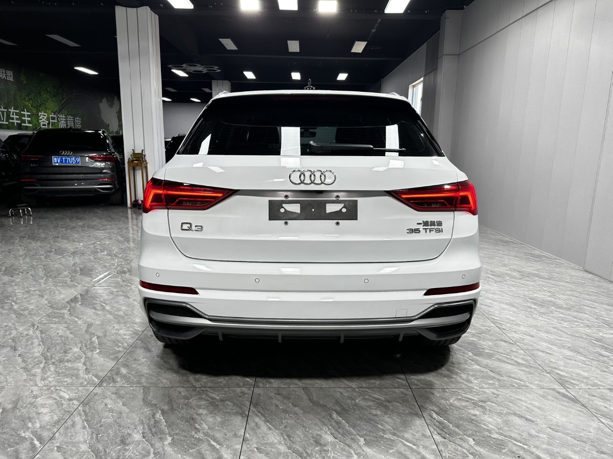Audi Q3 2022 #8 Audi Q3 2022 car image #8