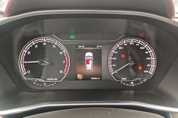 GEELY Coolray 2022 car image #12