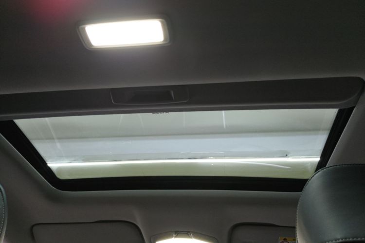 GEELY Emgrand 2022 #18 GEELY Emgrand 2022 car image #18