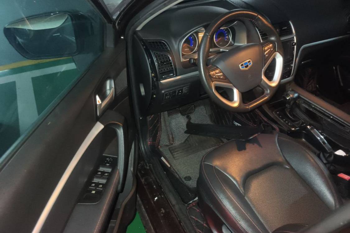 GEELY Emgrand 2015 #23 GEELY Emgrand 2015 car image #23