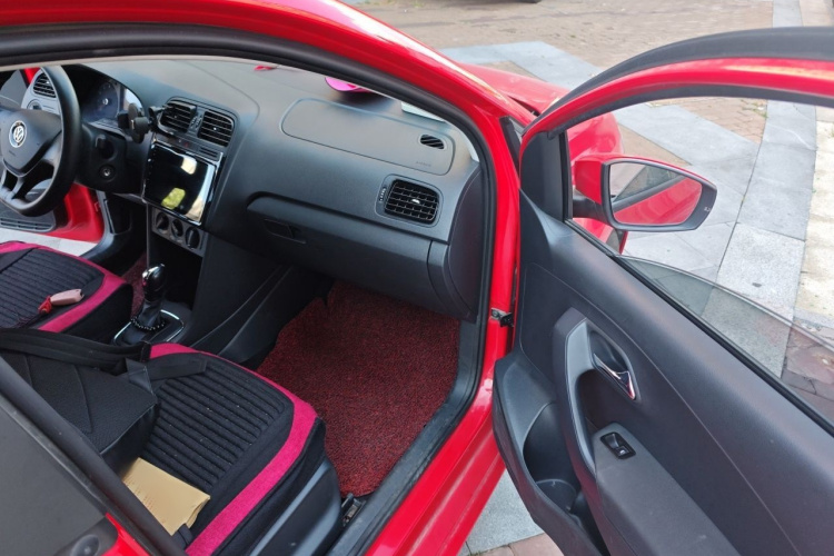 Volkswagen Polo 2016 #25 Volkswagen Polo 2016 car image #25