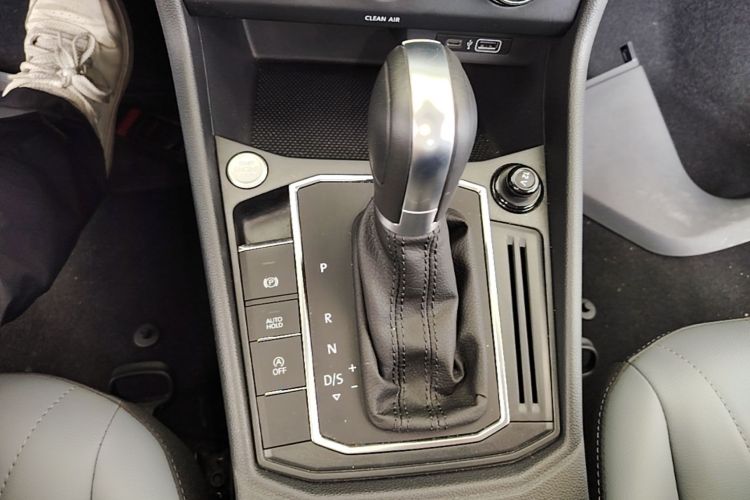 Volkswagen Lavida 2024 car image #14