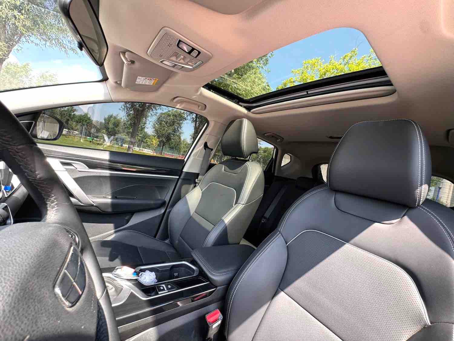 GEELY Coolray 2025 #9 GEELY Coolray 2025 car image #9