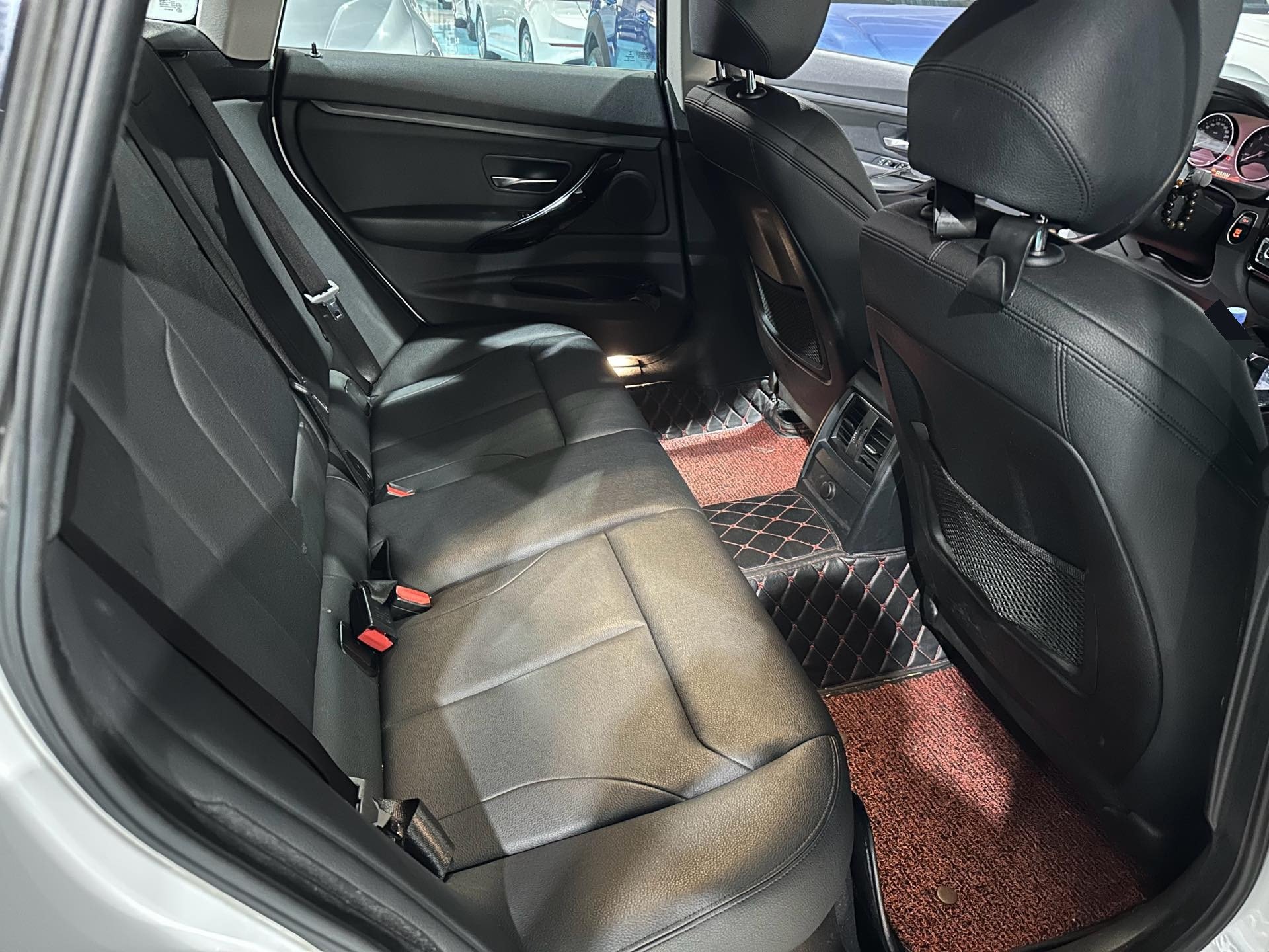 BMW 3 Series GT 2019 car image #3