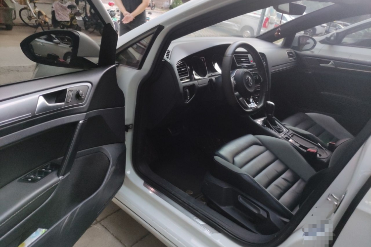Volkswagen Golf 2018 #9 Volkswagen Golf 2018 car image #9