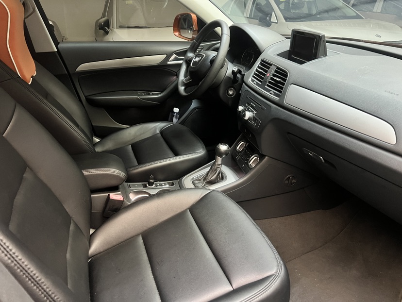 Audi Q3 2013 car image #4
