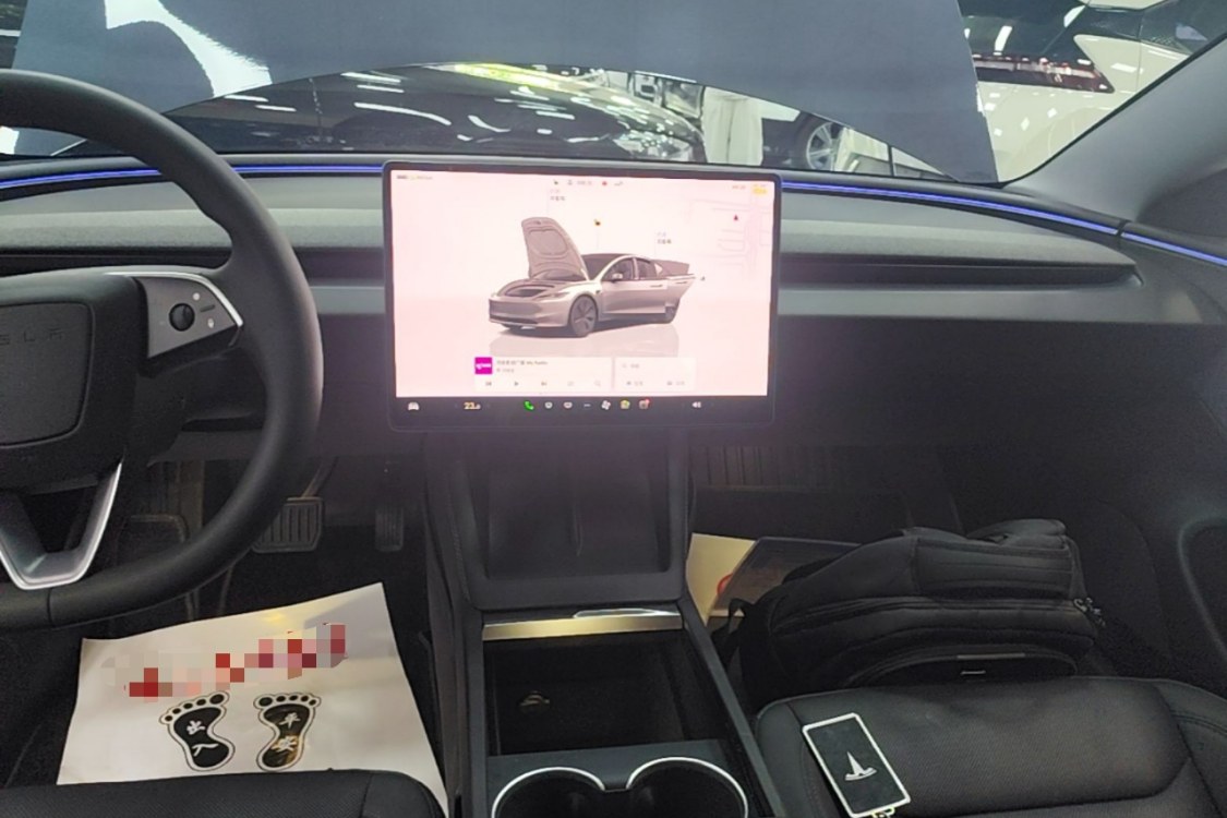 Tesla Model 3 2025 #14 Tesla Model 3 2025 car image #14