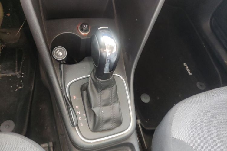 Volkswagen Polo 2016 #14 Volkswagen Polo 2016 car image #14