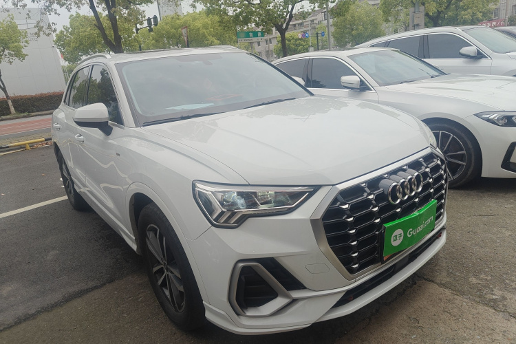 Audi Q3 2023 image de voiture #4