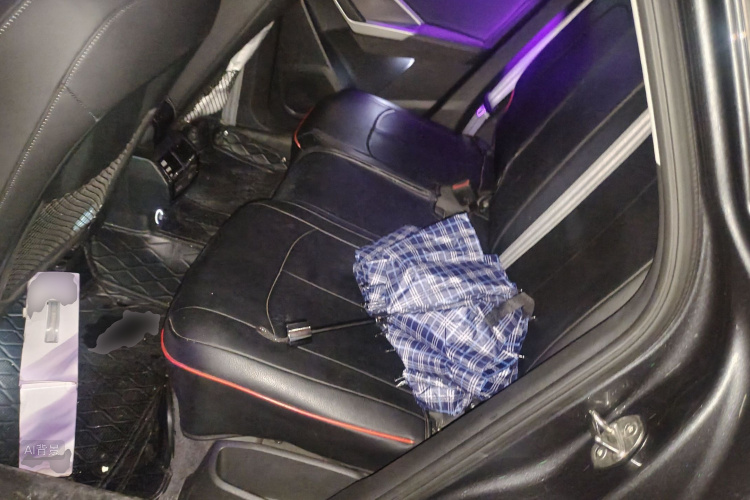 Audi Q3 2021 imagen de coche #19