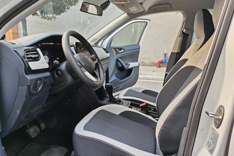 Volkswagen Tharu 2024 #12 Volkswagen Tharu 2024 صورة سيارة #12