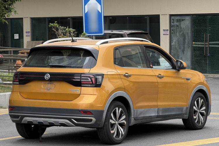 Volkswagen T-Cross 2019 #5 Volkswagen T-Cross 2019 car image #5