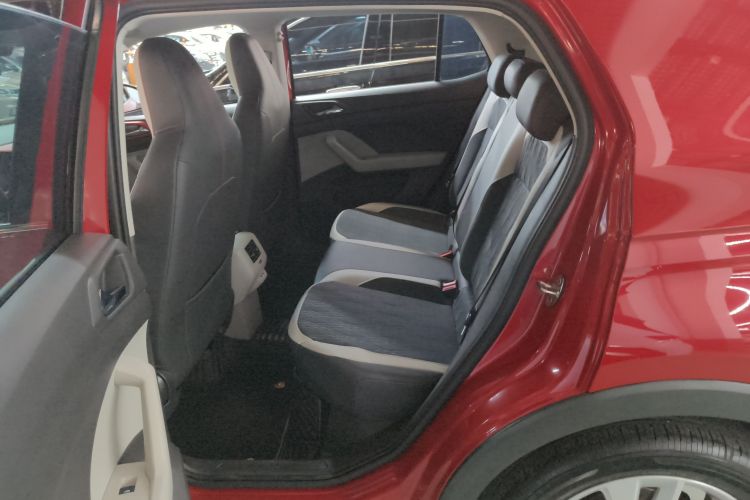 Volkswagen T-Cross 2021 #17 Volkswagen T-Cross 2021 car image #17