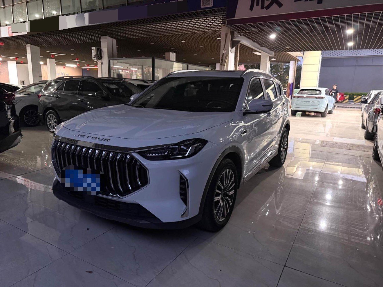 Jetour X70 PLUS 2024 car image 