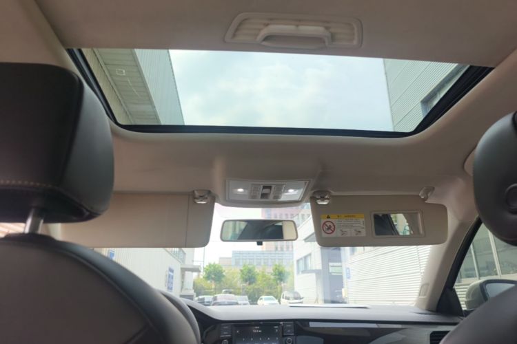 Volkswagen Lavida 2019 car image #18