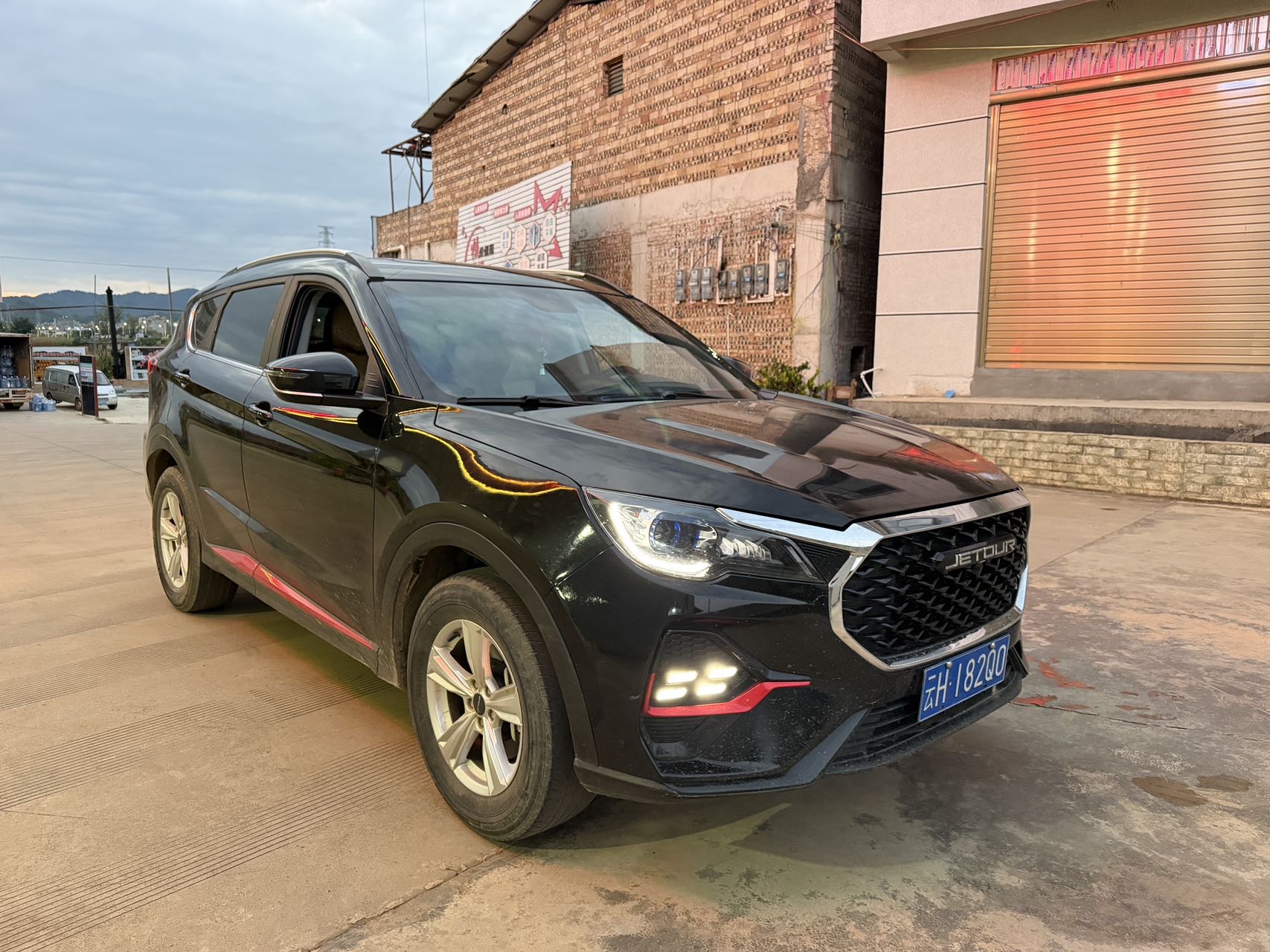 Jetour X70 2023 immagine di auto #3