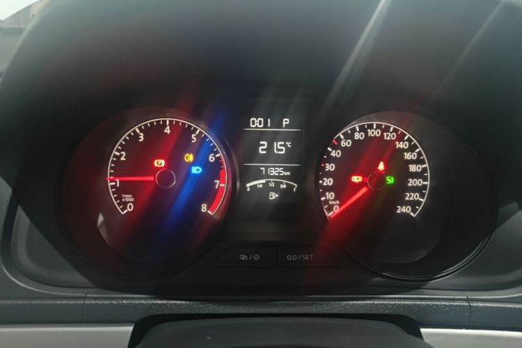 Volkswagen Lavida 2020 car image #12