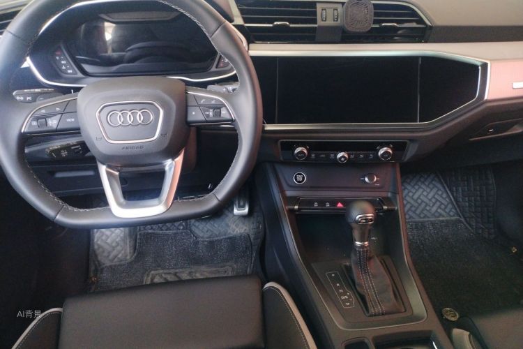 Audi Q3 2025 #11 Audi Q3 2025 car image #11