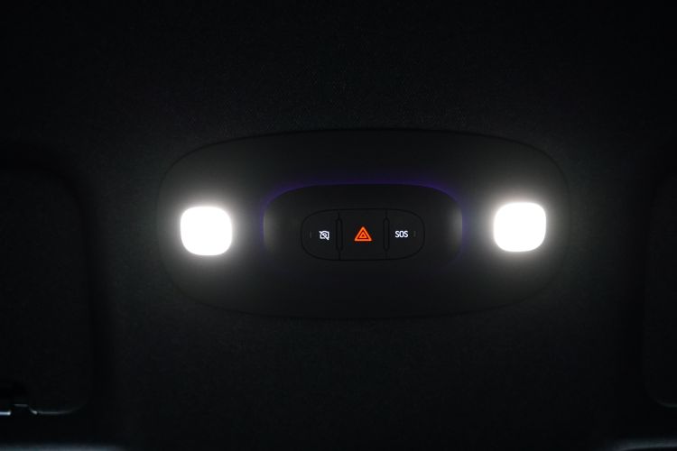 MI SU7 2024 car image #18