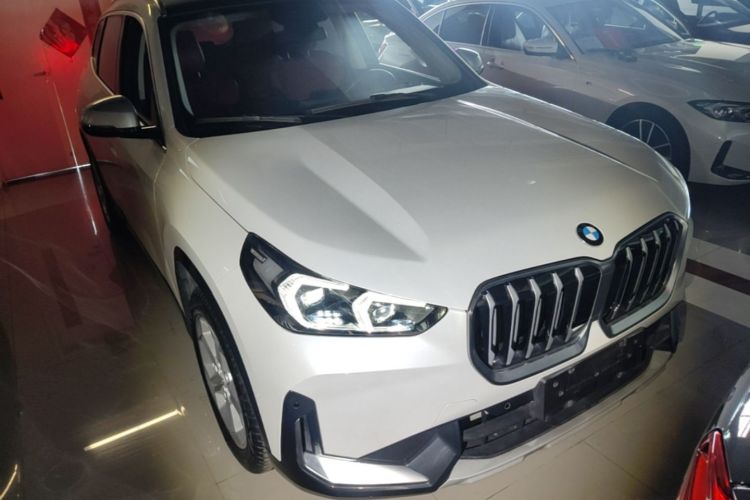 BMW X1 2023 car image #6