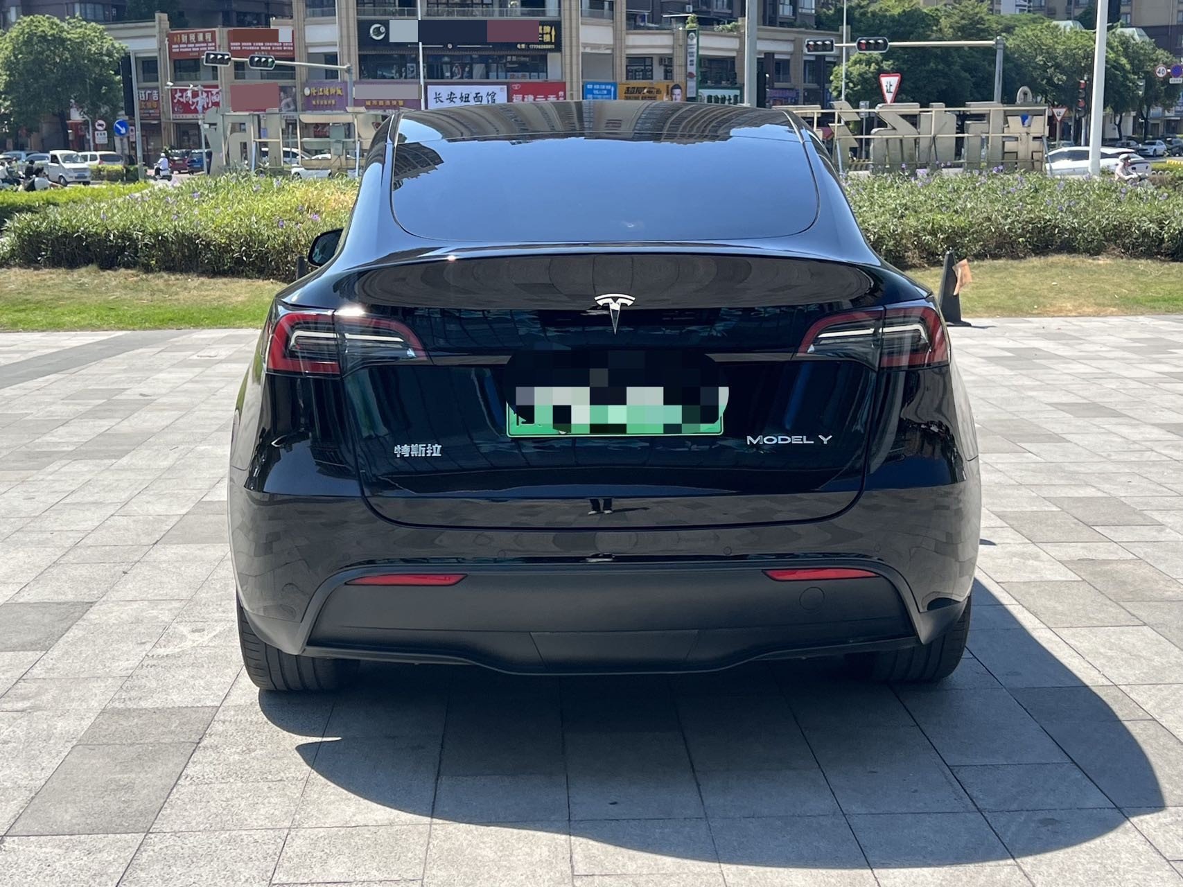 Tesla Model Y 2022 #8 Tesla Model Y 2022 صورة سيارة #8
