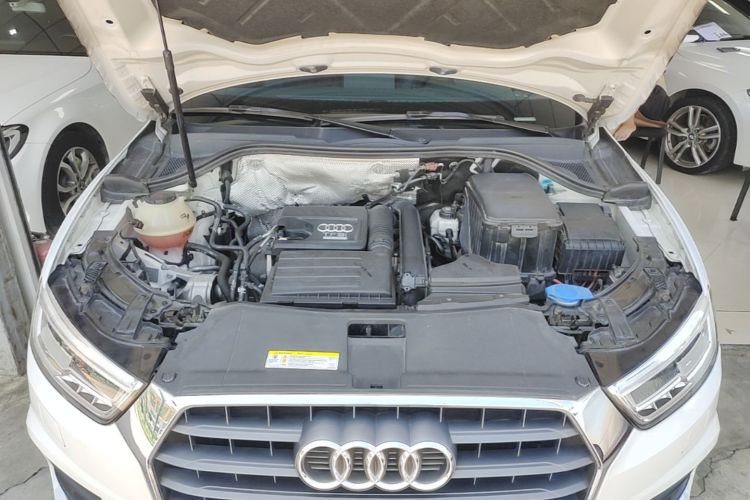 Audi Q3 2018 #20 Audi Q3 2018 car image #20