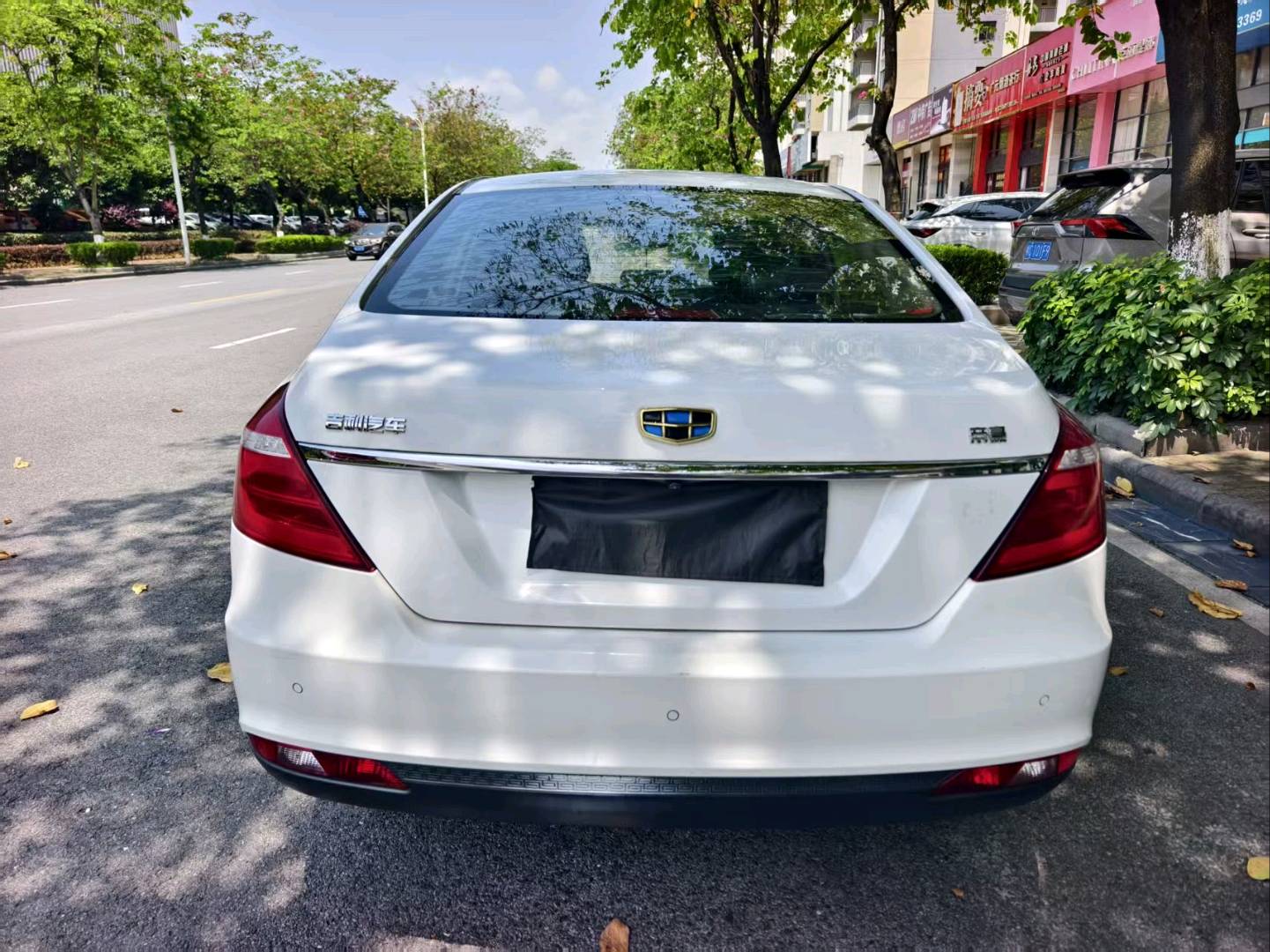 GEELY Emgrand 2017 car image #7