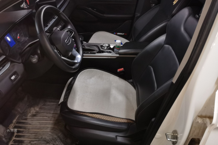 GEELY Emgrand 2025 car image #17