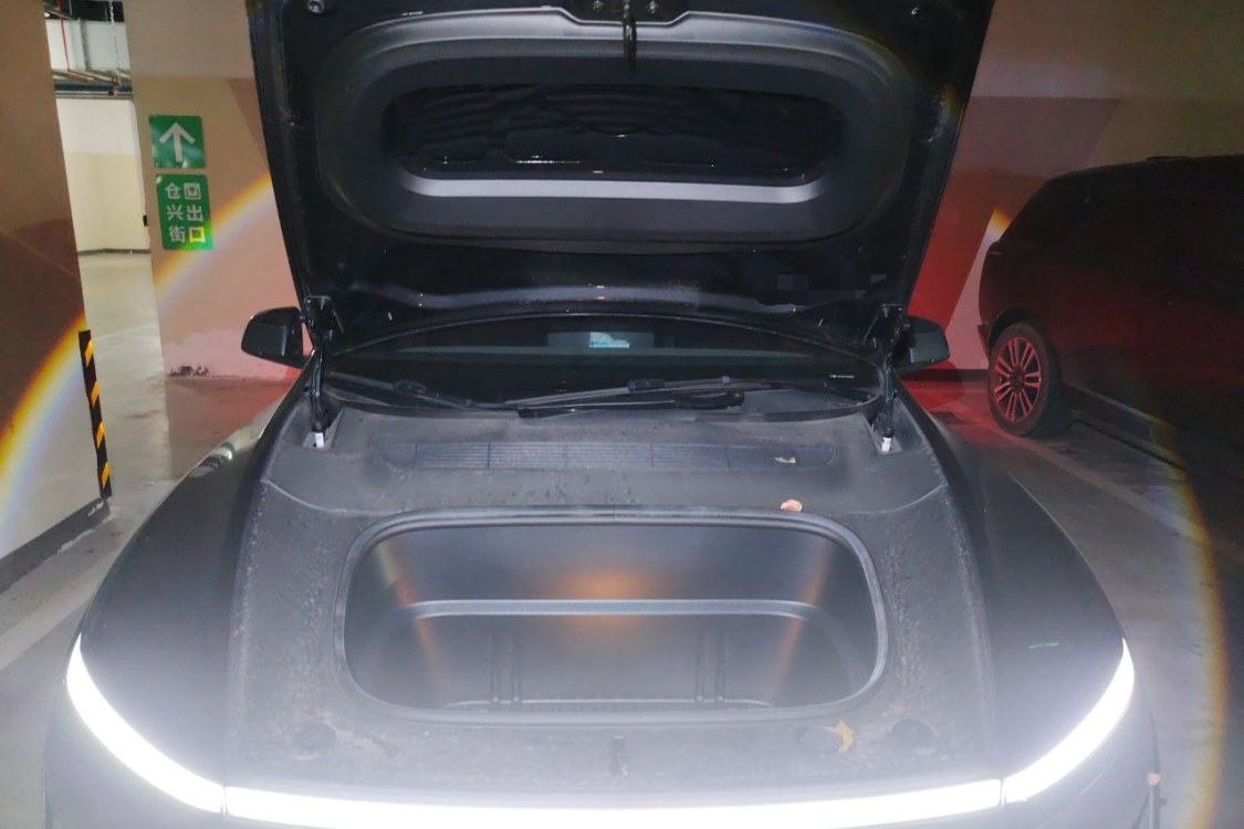 Tesla Model Y 2025 #10 Tesla Model Y 2025 immagine di auto #10