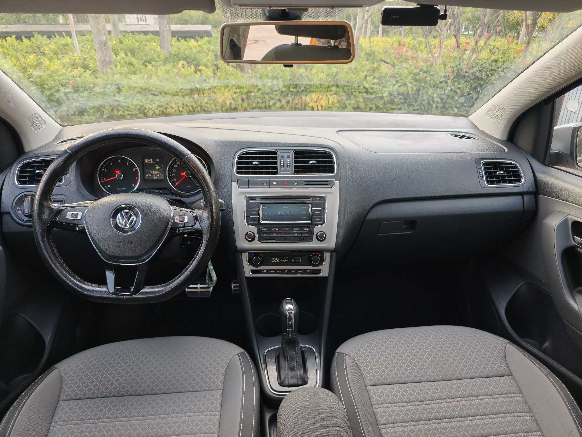 Volkswagen Polo 2015 #5 Volkswagen Polo 2015 صورة سيارة #5
