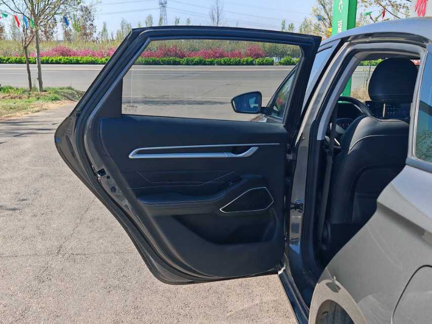 GEELY Emgrand 2023 car image #8