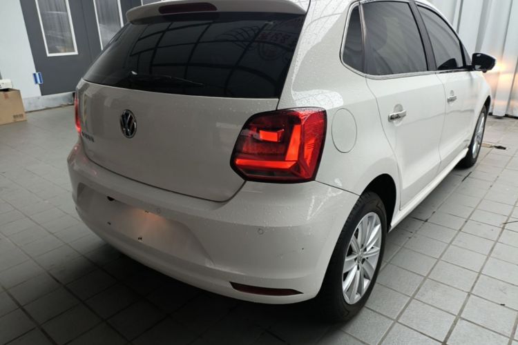 Volkswagen Polo 2015 #8 Volkswagen Polo 2015 car image #8