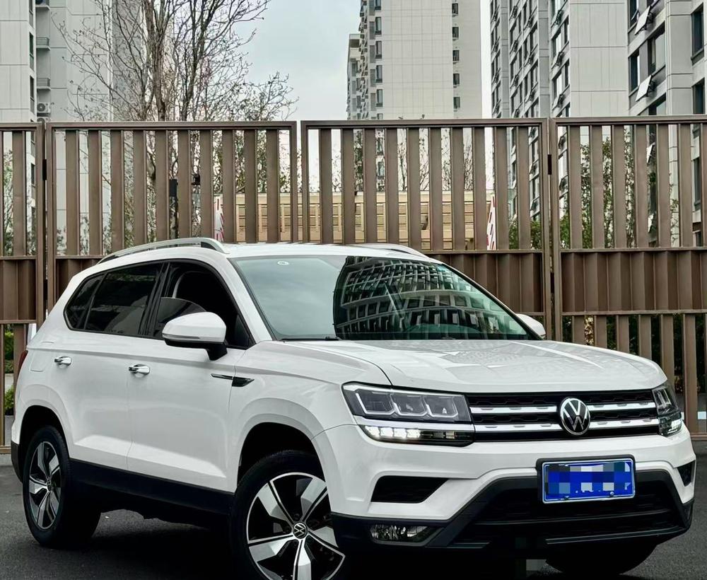 Volkswagen Tharu 2020 car image #3