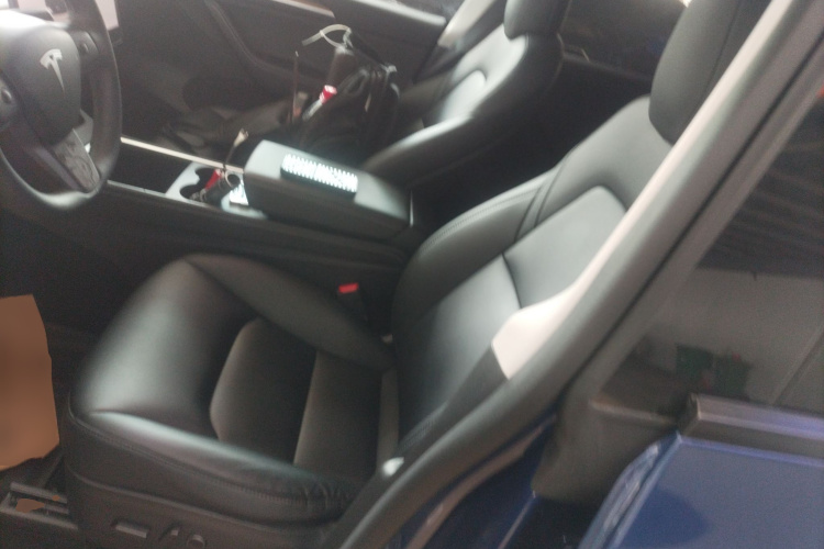 Tesla Model Y 2022 #15 Tesla Model Y 2022 car image #15