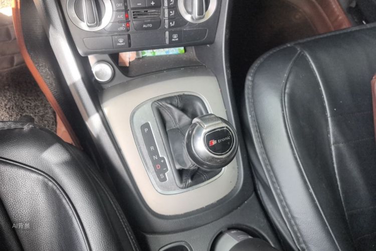 Audi Q3 2015 #16 Audi Q3 2015 car image #16
