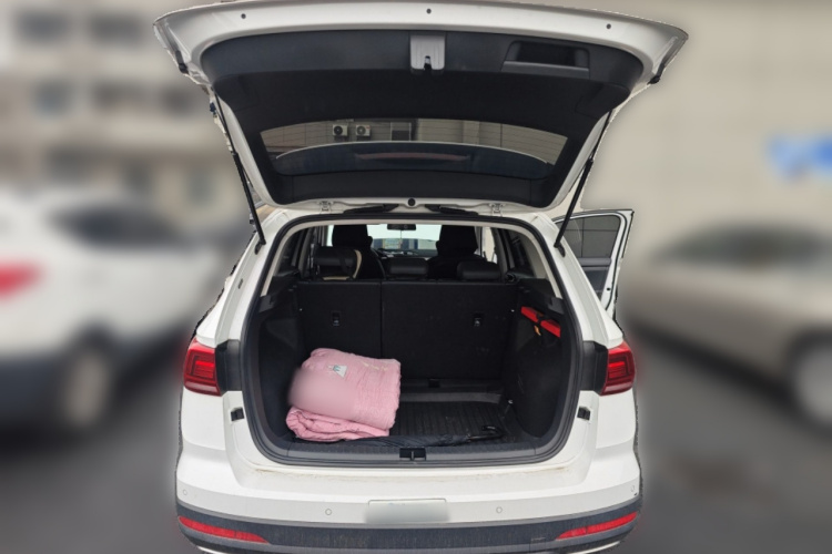 Volkswagen Tharu 2022 imagen de coche #21