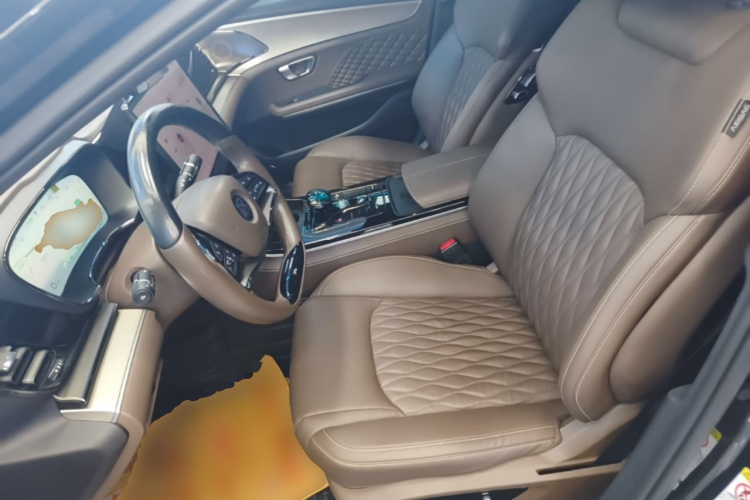 BYD Han 2023 car image #19