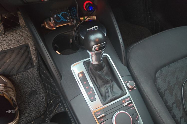 Audi A3 2015 car image #16