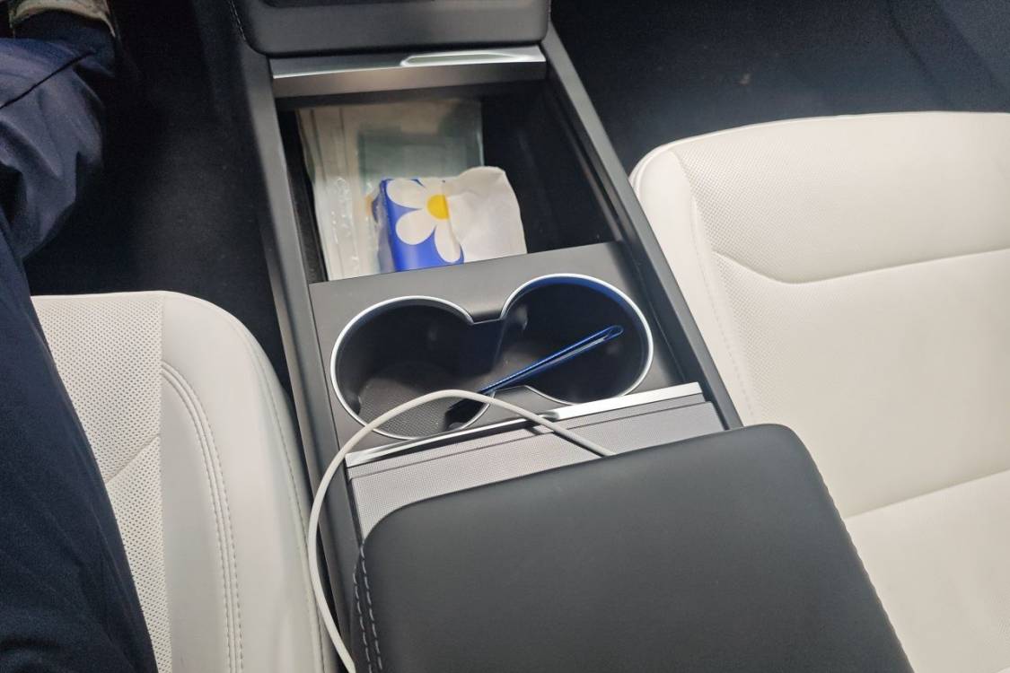 Tesla Model 3 2023 #27 Tesla Model 3 2023 car image #27