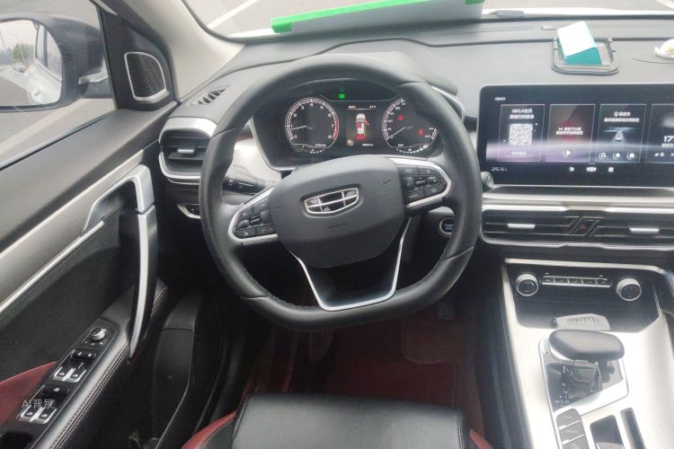 GEELY Coolray 2022 immagine di auto #12