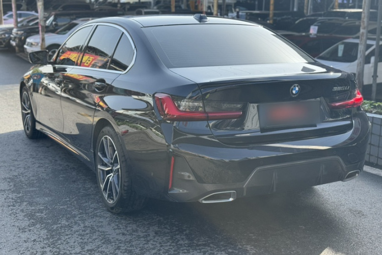 BMW 3 Series 2024 #5 BMW 3 Series 2024 car image #5